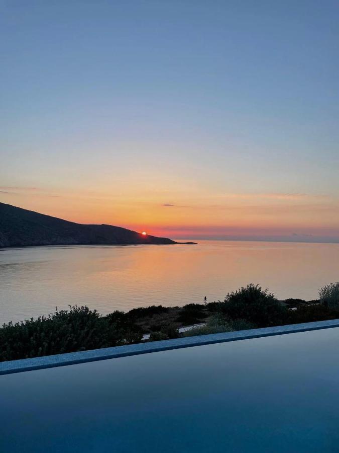 Rock Bay Villas - Luxury Villas In Crete Agia Pelagia Екстериор снимка